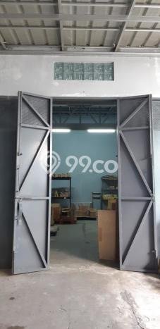 Gudang Dijual di Prime Area Tangerang Selatan Luas 136m2 Gudang Dijual di Prime Area Tangerang Selatan Luas 136m2