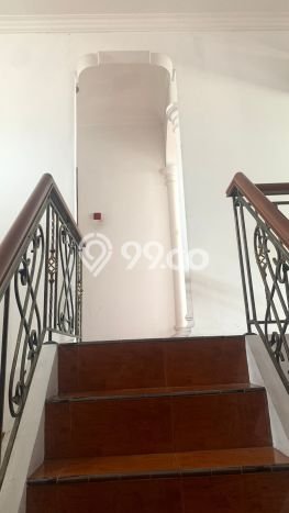 For Sale! Luxury House LT 240m2 Desain Modern di Modernland For Sale! Luxury House LT 240m2 Desain Modern di Modernland