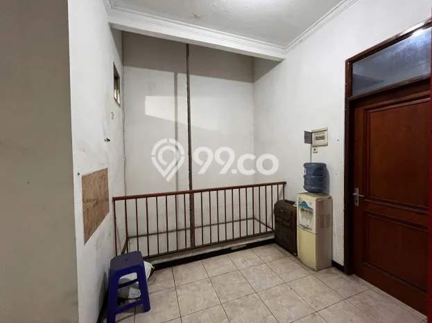 Dijual Rumah 3 Kamar Lokasi Strategis Bagus dan Strategis di Simokerto Dijual Rumah 3 Kamar Lokasi Strategis Bagus dan Strategis di Simokerto