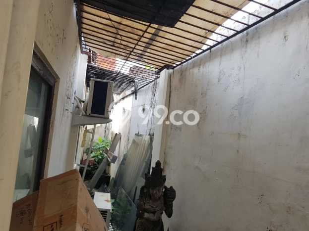Ruko Bagus Dijual di Mayjen Sungkono Surabaya Strategis Cocok untuk Kembangkan Bisnis Ruko Bagus Dijual di Mayjen Sungkono Surabaya Strategis Cocok untuk Kembangkan Bisnis