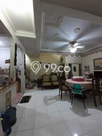 Rumah Elit Modern Tanpa Renovasi di Semolowaru Surabaya Rumah Elit Modern Tanpa Renovasi di Semolowaru Surabaya