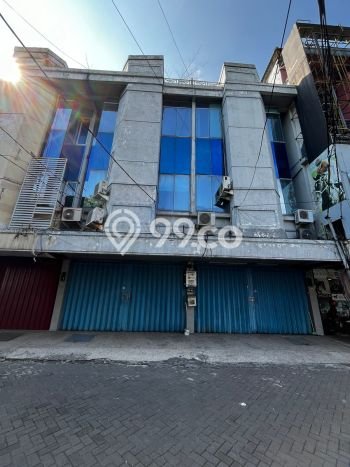 Ruko Bagus LT 300m2 LB 800m2 Dijual di Manyar Surabaya Ruko Bagus LT 300m2 LB 800m2 Dijual di Manyar Surabaya