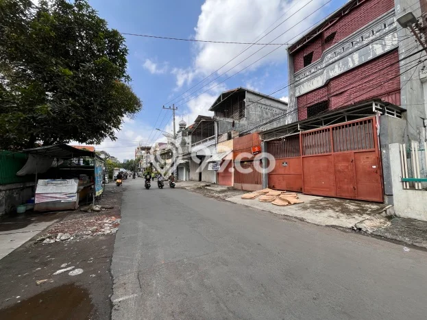 Dijual Rumah 3 Kamar Lokasi Strategis Bagus dan Strategis di Simokerto Dijual Rumah 3 Kamar Lokasi Strategis Bagus dan Strategis di Simokerto