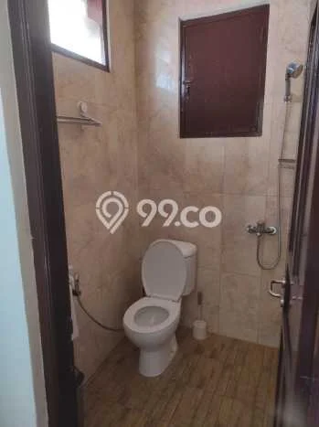 Ruko Dijual di Jakarta Selatan LT 98m2 & LB 280m2 Lokasi Terbaik! Ruko Dijual di Jakarta Selatan LT 98m2 & LB 280m2 Lokasi Terbaik!