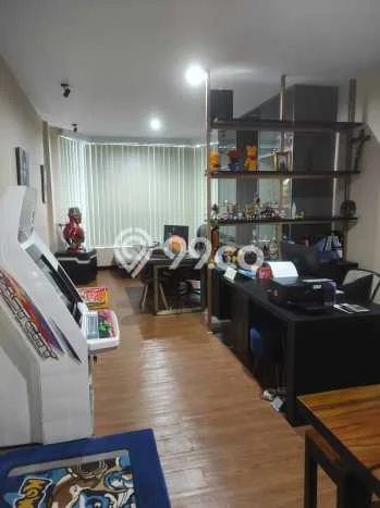 Ruko Dijual di Jakarta Selatan LT 98m2 & LB 280m2 Lokasi Terbaik! Ruko Dijual di Jakarta Selatan LT 98m2 & LB 280m2 Lokasi Terbaik!