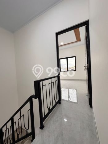 Rumah Elit LB 185m2 Siap Pakai Desain Elegan di Tanjung Duren, Jakarta Barat Rumah Elit LB 185m2 Siap Pakai Desain Elegan di Tanjung Duren, Jakarta Barat