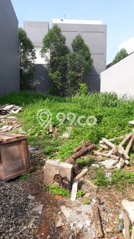 For Sale Hunian Mewah Klasik di Jakarta Utara For Sale Hunian Mewah Klasik di Jakarta Utara