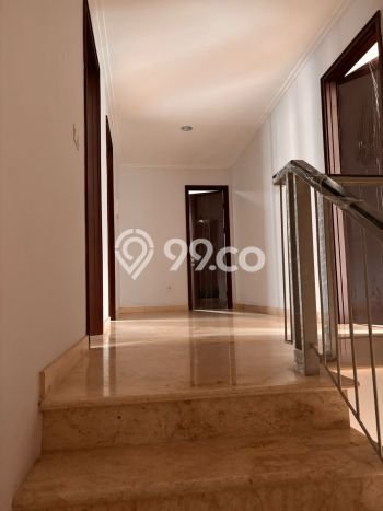 Rumah Luxury Modern Siap Huni di Golf Island Jakarta Utara Rumah Luxury Modern Siap Huni di Golf Island Jakarta Utara