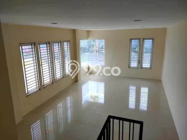 Ruko Bagus LT 67m2 LB 135m2 Dijual di Cibinong Bogor Ruko Bagus LT 67m2 LB 135m2 Dijual di Cibinong Bogor