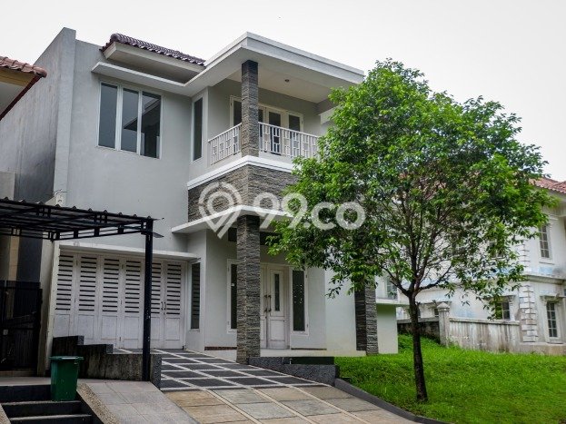 For Sale! Premium House LT 252m2 Desain Elegan di Sentul City For Sale! Premium House LT 252m2 Desain Elegan di Sentul City