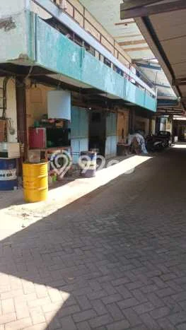 Area Ramai! Gudang Dijual di Krembangan untuk Bisnis Luas Bangunan 722m2 Area Ramai! Gudang Dijual di Krembangan untuk Bisnis Luas Bangunan 722m2