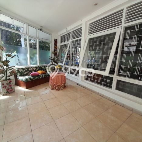 Rumah Mewah Siap Huni LT 881m2 di Tambaksari, Surabaya Rumah Mewah Siap Huni LT 881m2 di Tambaksari, Surabaya