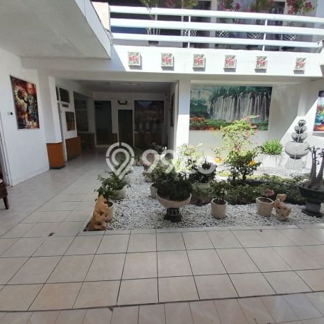 Rumah Mewah Siap Huni LT 881m2 di Tambaksari, Surabaya Rumah Mewah Siap Huni LT 881m2 di Tambaksari, Surabaya