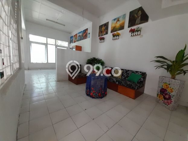 Rumah Mewah Siap Huni LT 881m2 di Tambaksari, Surabaya Rumah Mewah Siap Huni LT 881m2 di Tambaksari, Surabaya