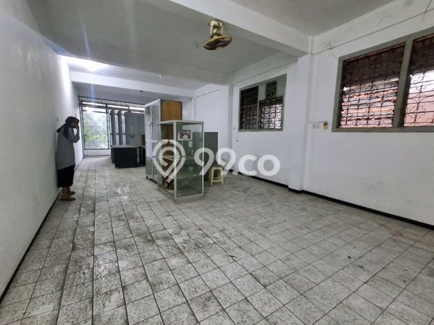 Ruko Usaha Dijual di Bubutan Surabaya LT 90m2 & LB 270m2 Ruko Usaha Dijual di Bubutan Surabaya LT 90m2 & LB 270m2