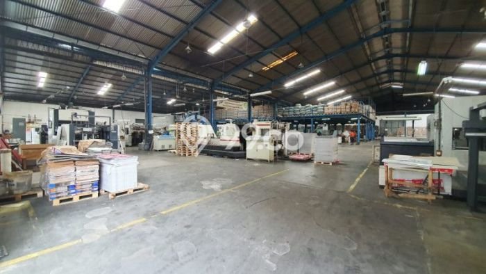 Pabrik untuk disewa di Sidoarjo punya LT 10300m2 & LB 9000m2 harga sewa kompetitif Pabrik untuk disewa di Sidoarjo punya LT 10300m2 & LB 9000m2 harga sewa kompetitif