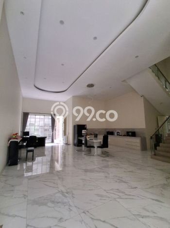 Jual Rumah Mewah Megah Dengan View Eksklusif di Citraland, Surabaya Jual Rumah Mewah Megah Dengan View Eksklusif di Citraland, Surabaya