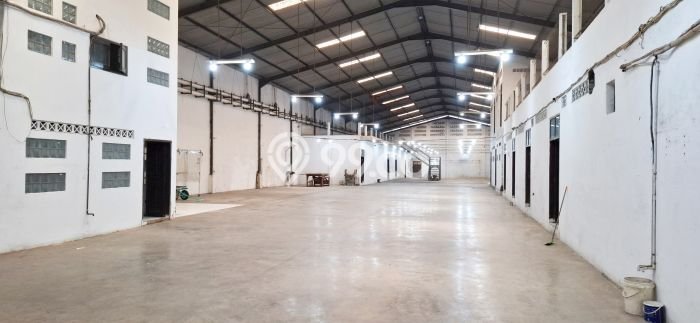 Gudang untuk disewa di Rembang punya LT 9100m2 & LB 4200m2 harga sewa kompetitif Gudang untuk disewa di Rembang punya LT 9100m2 & LB 4200m2 harga sewa kompetitif