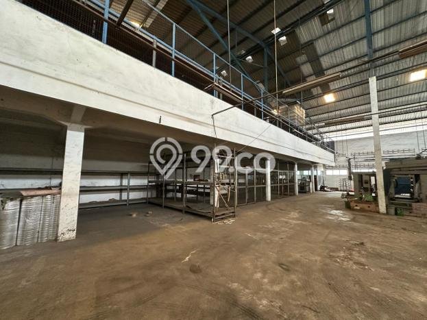 Gudang Dijual di Surabaya LT 4300m2 & LB 4000m2 Lokasi Terbaik! Gudang Dijual di Surabaya LT 4300m2 & LB 4000m2 Lokasi Terbaik!