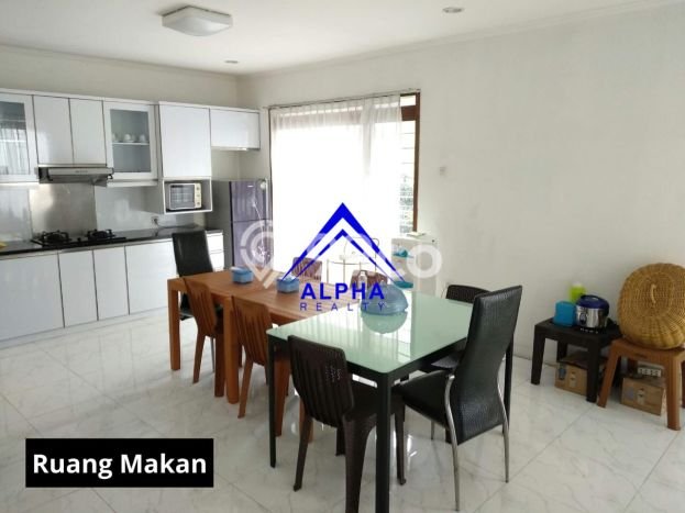 Sewa cepat rumah minimalis strategis 5 Kamar di Coblong, Bandung Sewa cepat rumah minimalis strategis 5 Kamar di Coblong, Bandung