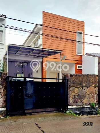 Rumah Modern 3 KT di Setiabudi Bandung Full Furnished Rumah Modern 3 KT di Setiabudi Bandung Full Furnished