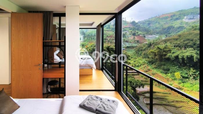 HARGA TERBAIK! Vila di Coblong, Area 215m2m², Lokasi Elite dengan keamanan terjamin HARGA TERBAIK! Vila di Coblong, Area 215m2m², Lokasi Elite dengan keamanan terjamin