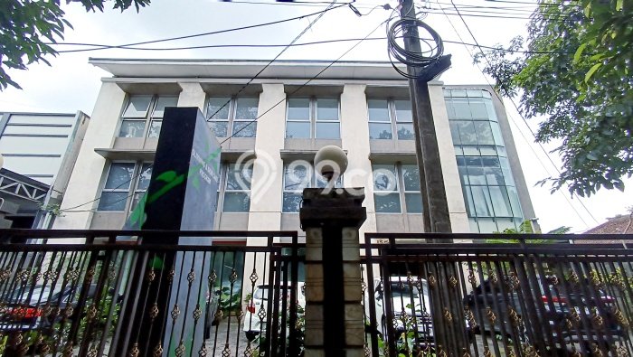 Kantor Dijual di Bandung LT 840m2 & LB 1500m2 Lokasi Terbaik! Kantor Dijual di Bandung LT 840m2 & LB 1500m2 Lokasi Terbaik!