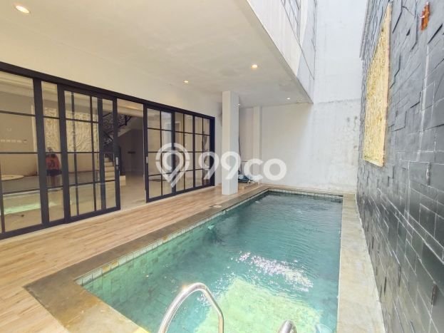 Rumah Luxury Modern Tanpa Renovasi di Sentul City Bogor Rumah Luxury Modern Tanpa Renovasi di Sentul City Bogor