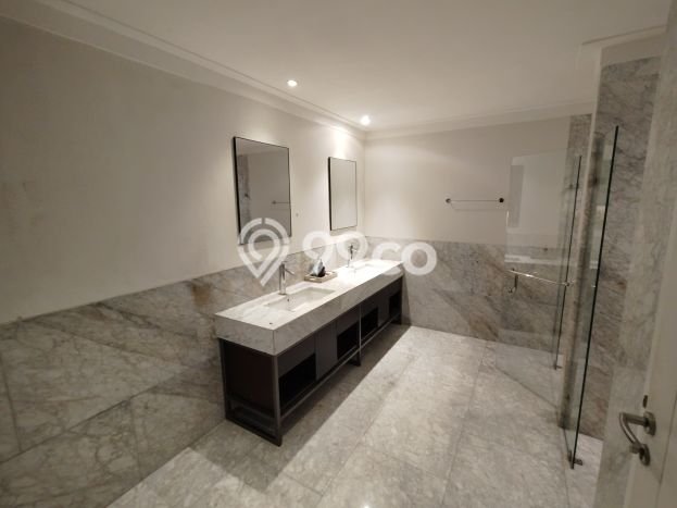 Rumah Elit LB 550m2 Siap Pakai Desain Elegan di Sentul City, Bogor Rumah Elit LB 550m2 Siap Pakai Desain Elegan di Sentul City, Bogor
