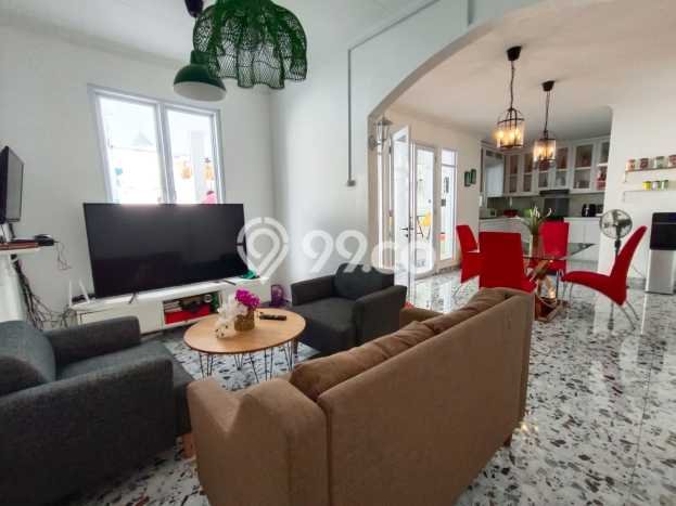 For Sale! Premium House LT 438m2 Desain Modern di Sentul City For Sale! Premium House LT 438m2 Desain Modern di Sentul City