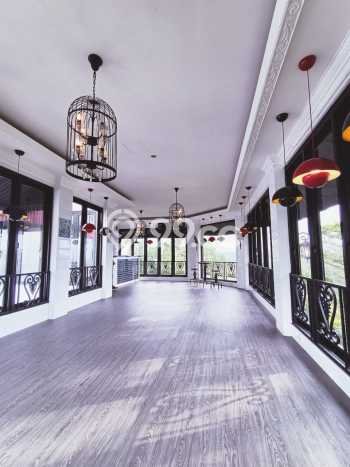 Rumah Mewah LB 2500m2 Siap Pakai Desain Elegan di Sentul City, Bogor Rumah Mewah LB 2500m2 Siap Pakai Desain Elegan di Sentul City, Bogor
