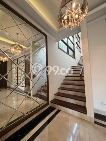Rumah Luxury Modern Tanpa Renovasi di Sentul City Bogor Rumah Luxury Modern Tanpa Renovasi di Sentul City Bogor