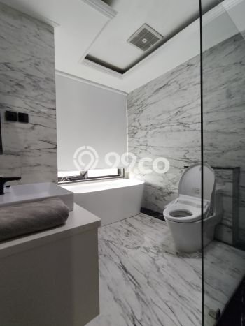 Ready to Use! Luxury House LT 732m2 Desain Elegan di Sentul City Ready to Use! Luxury House LT 732m2 Desain Elegan di Sentul City