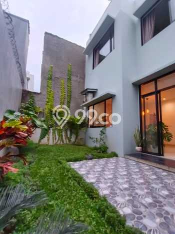 Rumah Modern 5 KT di Sentul City Bogor Full Furnished Rumah Modern 5 KT di Sentul City Bogor Full Furnished