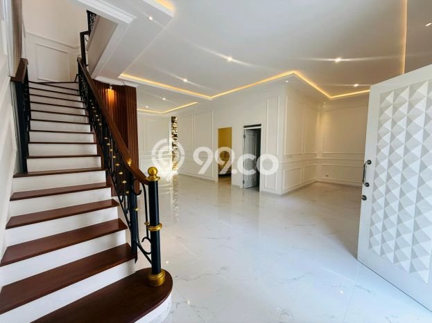 Rumah Elit Modern Tanpa Renovasi di Sentul City Bogor Rumah Elit Modern Tanpa Renovasi di Sentul City Bogor