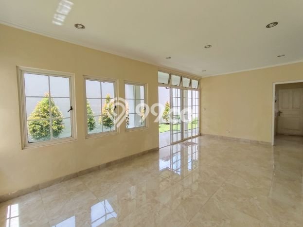 Jual Rumah Luas Megah Dengan View Eksklusif di Sentul City, Bogor Jual Rumah Luas Megah Dengan View Eksklusif di Sentul City, Bogor