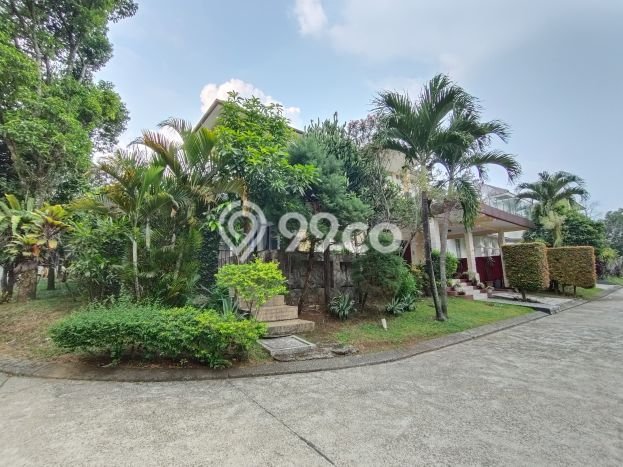 Ready to Use! Premium House LT 318m2 Desain Modern di Sentul City Ready to Use! Premium House LT 318m2 Desain Modern di Sentul City
