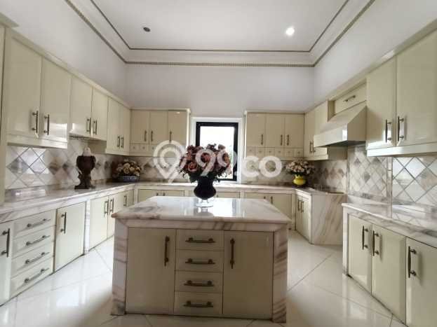 For Sale! Luxury House LT 4758m2 Desain Modern di Sentul City For Sale! Luxury House LT 4758m2 Desain Modern di Sentul City
