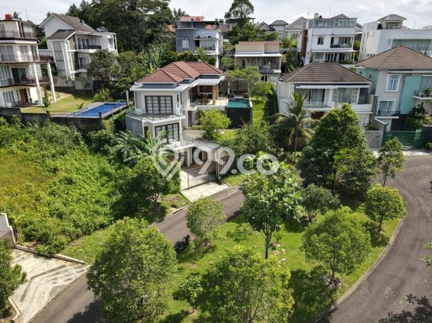 Rumah Luxury Modern Tanpa Renovasi di Sentul City Bogor Rumah Luxury Modern Tanpa Renovasi di Sentul City Bogor