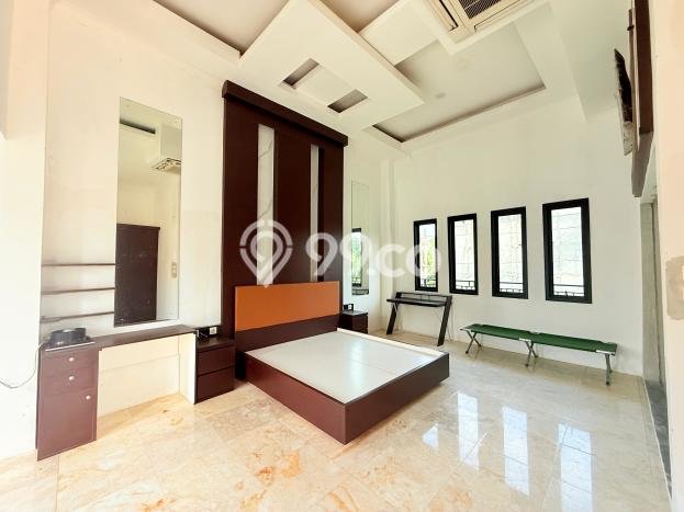 Hunian Elit LB 2000m2 Siap Pakai Desain Elegan di Sentul City, Bogor Hunian Elit LB 2000m2 Siap Pakai Desain Elegan di Sentul City, Bogor