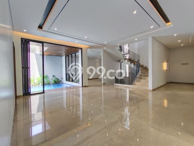 INVESTASI CERDAS! Rumah Exclusive Sentul City, Bogor, Luas Tanah 300m² Luas Bangunan 480m² INVESTASI CERDAS! Rumah Exclusive Sentul City, Bogor, Luas Tanah 300m² Luas Bangunan 480m²