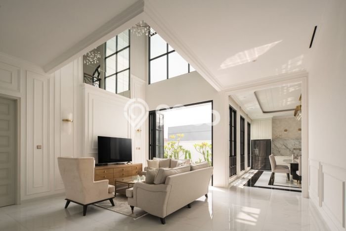 Rumah Elit Modern Tanpa Renovasi di Sentul City Bogor Rumah Elit Modern Tanpa Renovasi di Sentul City Bogor