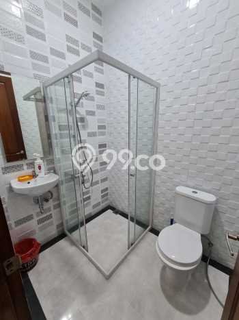 Rumah Modern 5 KT di Sentul City Bogor Full Furnished Rumah Modern 5 KT di Sentul City Bogor Full Furnished