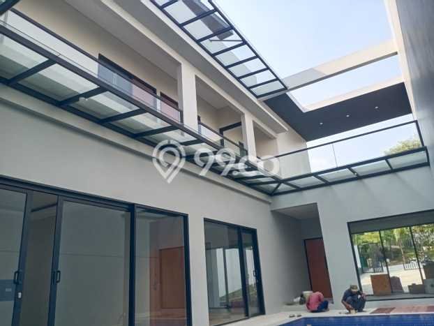 Ready to Use! Luxury House LT 474m2 Desain Modern di Sentul City Ready to Use! Luxury House LT 474m2 Desain Modern di Sentul City