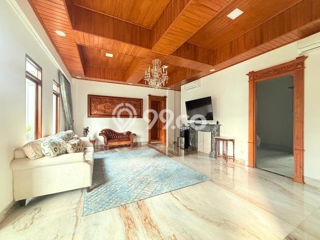 Jual Rumah Mewah Elegan Dengan View Eksklusif di Sentul City, Bogor Jual Rumah Mewah Elegan Dengan View Eksklusif di Sentul City, Bogor