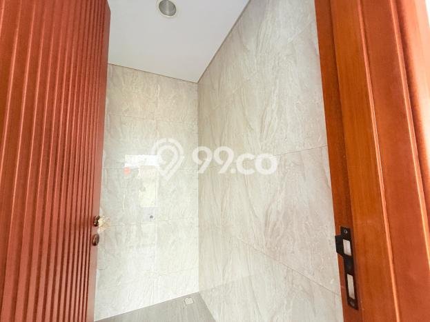 Ready to Use! Luxury House LT 383m2 Desain Modern di Sentul City Ready to Use! Luxury House LT 383m2 Desain Modern di Sentul City