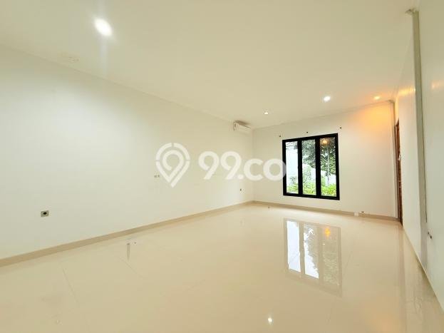 Disewakan Rumah Harga Terjangkau di Sentul City Bogor dengan 5 Kamar Tidur Disewakan Rumah Harga Terjangkau di Sentul City Bogor dengan 5 Kamar Tidur