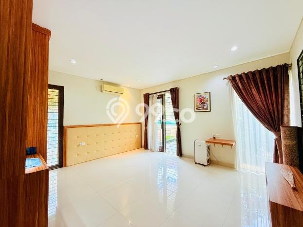 Rumah Luxury Modern Siap Huni di Sentul City Bogor Rumah Luxury Modern Siap Huni di Sentul City Bogor