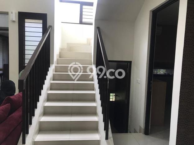 Rumah Elit LB 250m2 Siap Huni Desain Elegan di Sentul City, Bogor Rumah Elit LB 250m2 Siap Huni Desain Elegan di Sentul City, Bogor