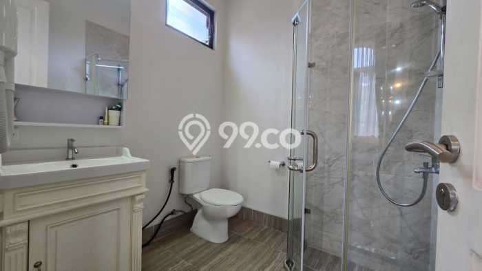 Rumah kawasan Sentul City, Akses ke Fasilitas, 4 KT, Luas 525m² LB 500m² Rumah kawasan Sentul City, Akses ke Fasilitas, 4 KT, Luas 525m² LB 500m²